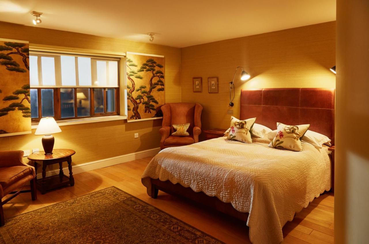 Bailiffscourt Hotel & Spa アランデル エクステリア 写真